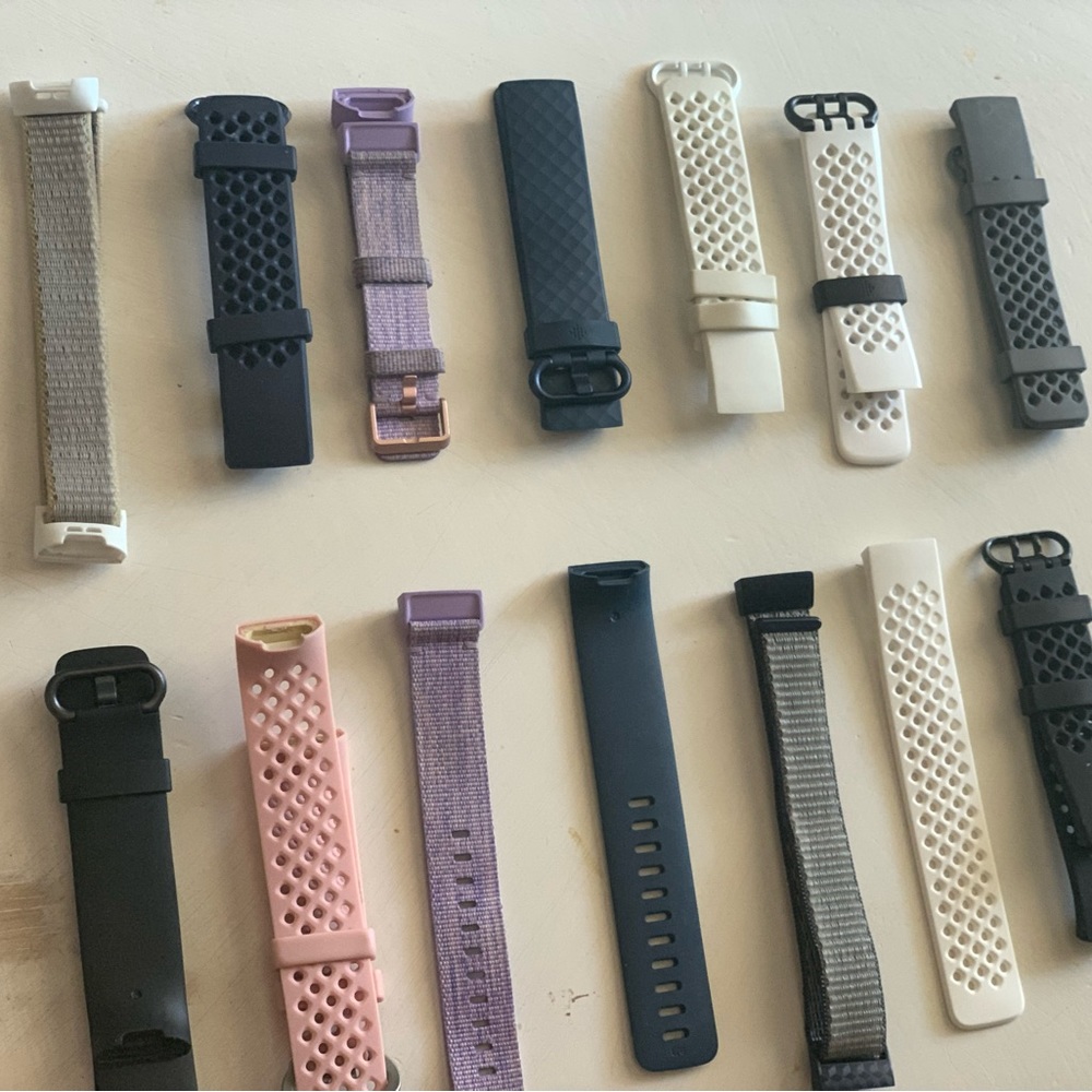FitBit Charge 4 Bands